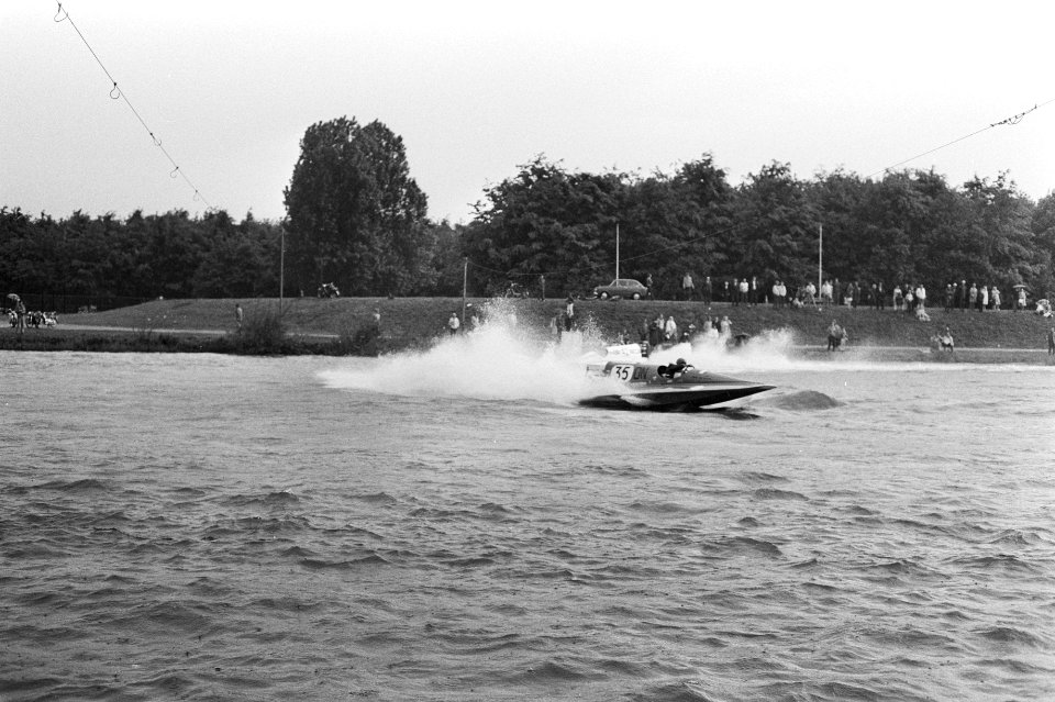 Arie de Boom in actie, Bestanddeelnr 924-5830