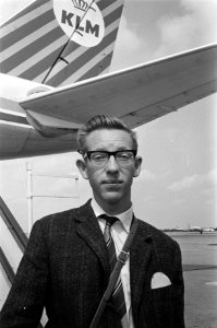 Arthur van Schaik terug uit Amerika (winnaar prijsvraag aktie Open het Dorp )., Bestanddeelnr 915-4882