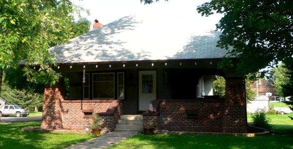 Armour, South Dakota, 920 Main St from W 1