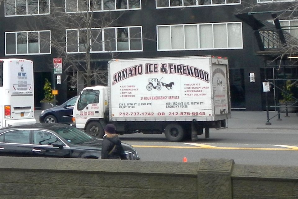 Armato Ice & Firewood truck 210 CPS jeh