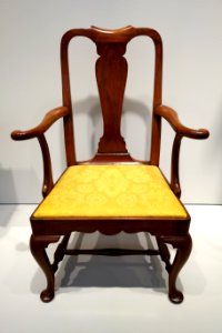 Armchair, Boston, 1730-1740, walnut with maple - Chazen Museum of Art - DSC02561