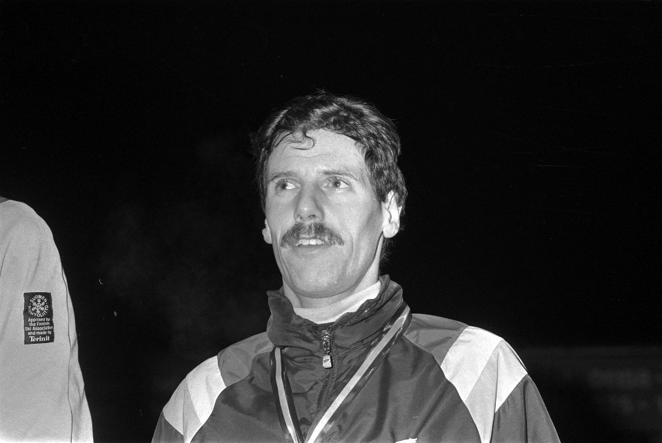 Arjan Bakker, Bestanddeelnr 933-5497