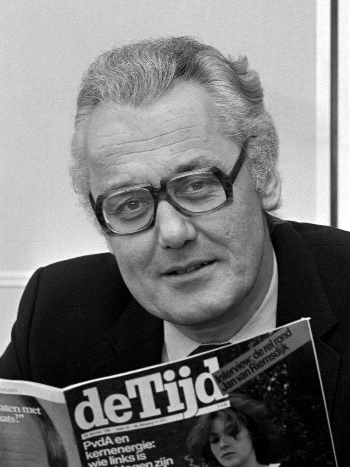Arie Kuiper met De Tijd (1981)