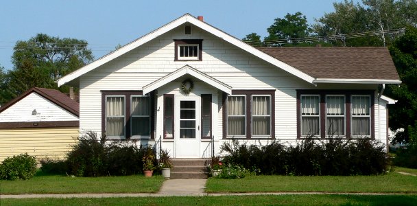 Armour, South Dakota, 912 Main St from W 1