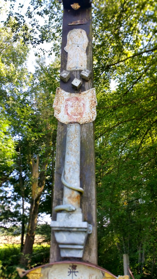 Arma Christi Kreuz Ettringen