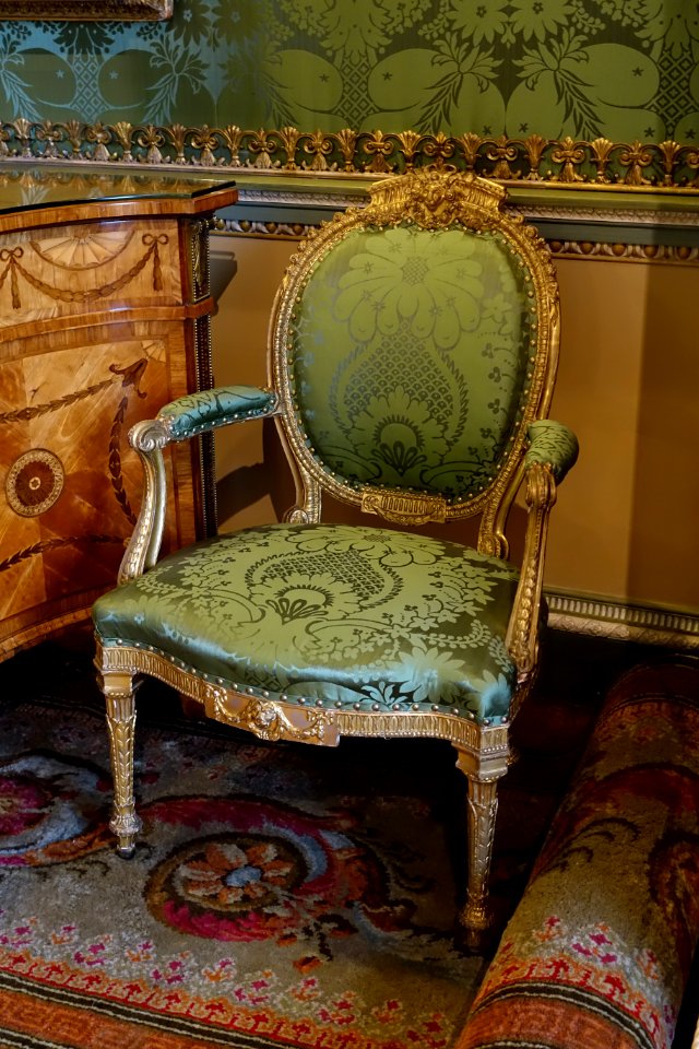Armchair by Thomas Chippendale, 1773, giltwood , State Bedroom - Harewood House - West Yorkshire, England - DSC01812