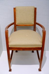 Armchair by Patriz Huber, Hofmobelfabrik Julius Gluckert, Darmstadt, 1901, cherry, replacment fabric - Hessisches Landesmuseum Darmstadt - Darmstadt, Germany - DSC01040