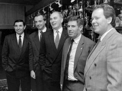 Arie van Os, Uri Coronel, Michael van Praag, André Kraan en Hennie Henrichs (1989)