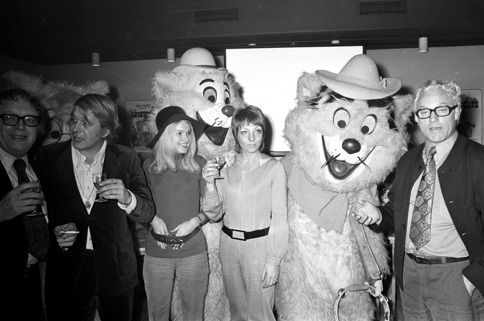 Aristocats, figuren uit Disneyfilm in Bijenkorf te Amsterdam Henk van der Molen, Bestanddeelnr 925-1542