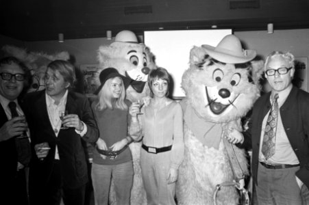 Aristocats, figuren uit Disneyfilm in Bijenkorf te Amsterdam Henk van der Molen, Bestanddeelnr 925-1542