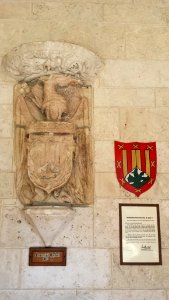 Armorial Corbel No. 07 - Ancient Spanish Monastery - St. Bernard de Clairvaux Church, Florida - 20150110 131413