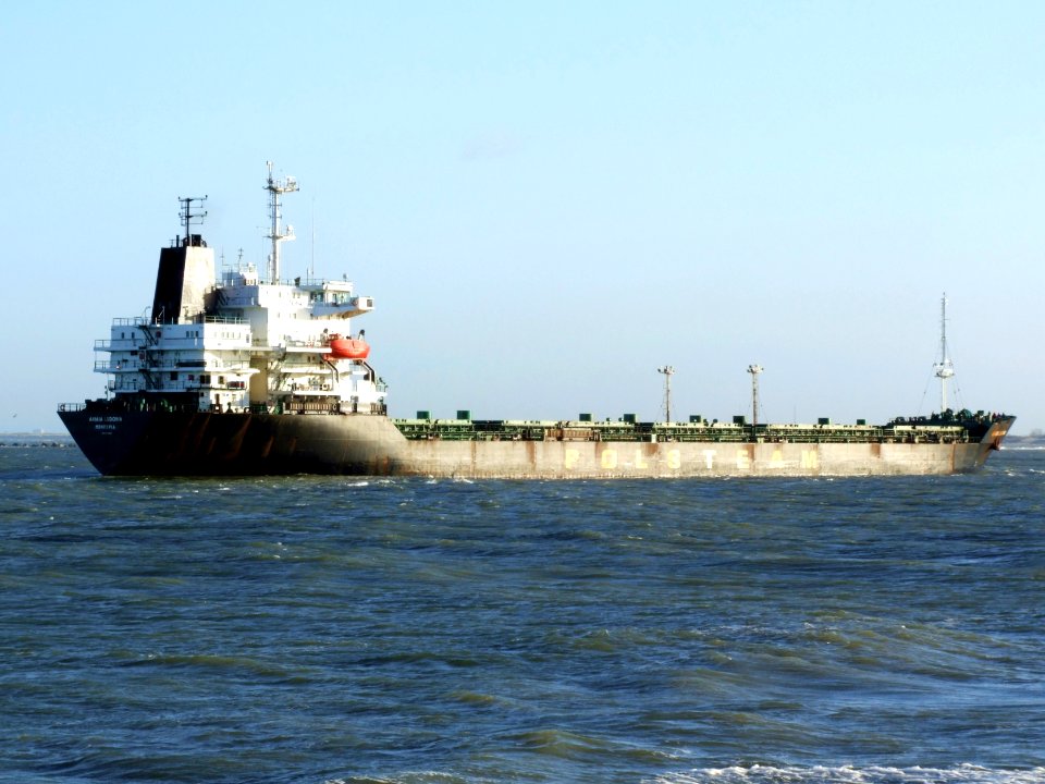 Armia Ludowa IMO 8502535 at Port of Rotterdam 2007 p3