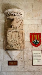 Armorial Corbel No. 06 - Ancient Spanish Monastery - St. Bernard de Clairvaux Church, Florida - 20150110 131358