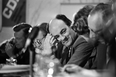 AR-congres in Rotterdam (zie ook 281752-53) Opdracht AR Aantjes tijdens congre, Bestanddeelnr 928-1765