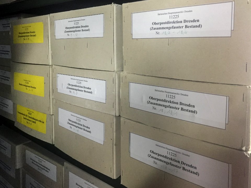 Archivregale - Sächsisches Staatsarchiv Dresden 8