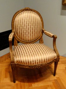 Armchair, about 1765, Jean-Baptsiste II Tilliard, France, carved and gilded wood - Cleveland Museum of Art - DSC08839