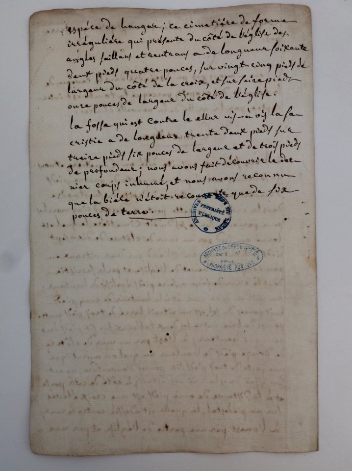 Archives du Rhône - Visites des vingt cimetières de la ville de Lyon et de ses Faubourgs, église paroissiale de Sainte Croix, rapport (4)