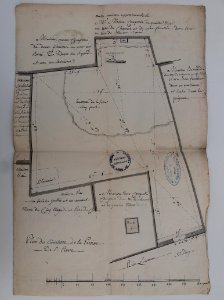 Archives du Rhône - Visites des vingt cimetières de la ville de Lyon et de ses Faubourgs, paroisse de Saint-Pierre, plan du cimetière
