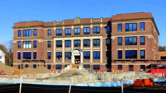 Arlington High School during 2020 construction work - Arlington, MA - DSC02971