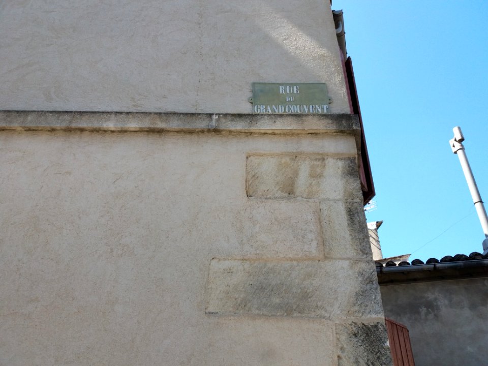 Arles - Rue du Grand Couvent, plaque