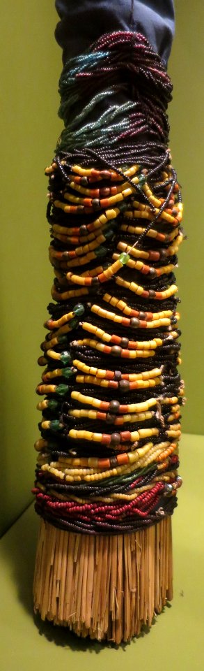 Arm band from Northern Luzon, the Philippines, Tinguian, glass and brass beads, cord, Honolulu Museum of Art, accession 8421.1