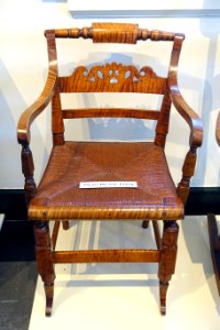 Arm chair, maker unknown, Bennington County VT, 1815-1835, maple - Bennington Museum - Bennington, VT - DSC08842