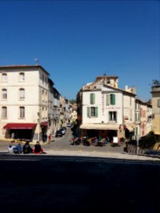 Arles - Rue de l'Amphithéâtre, depuis les arènes