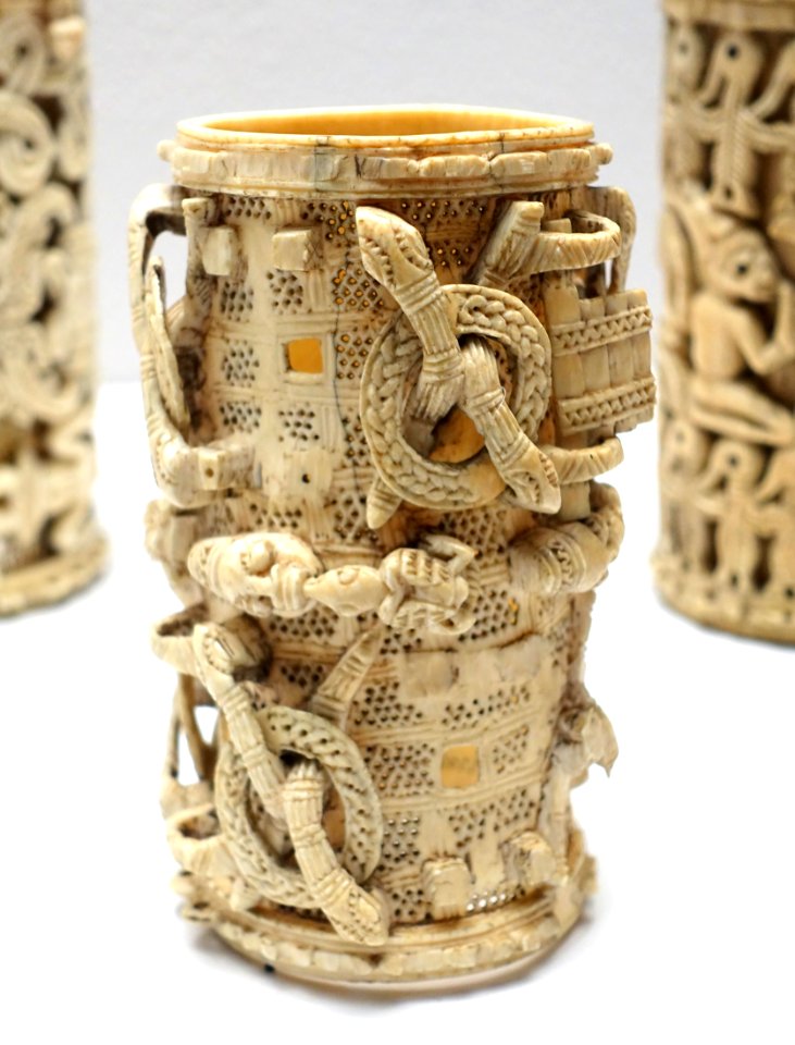 Arm band, Owo, Yoruba, 18th century AD, ivory - Ethnological Museum, Berlin - DSC02381