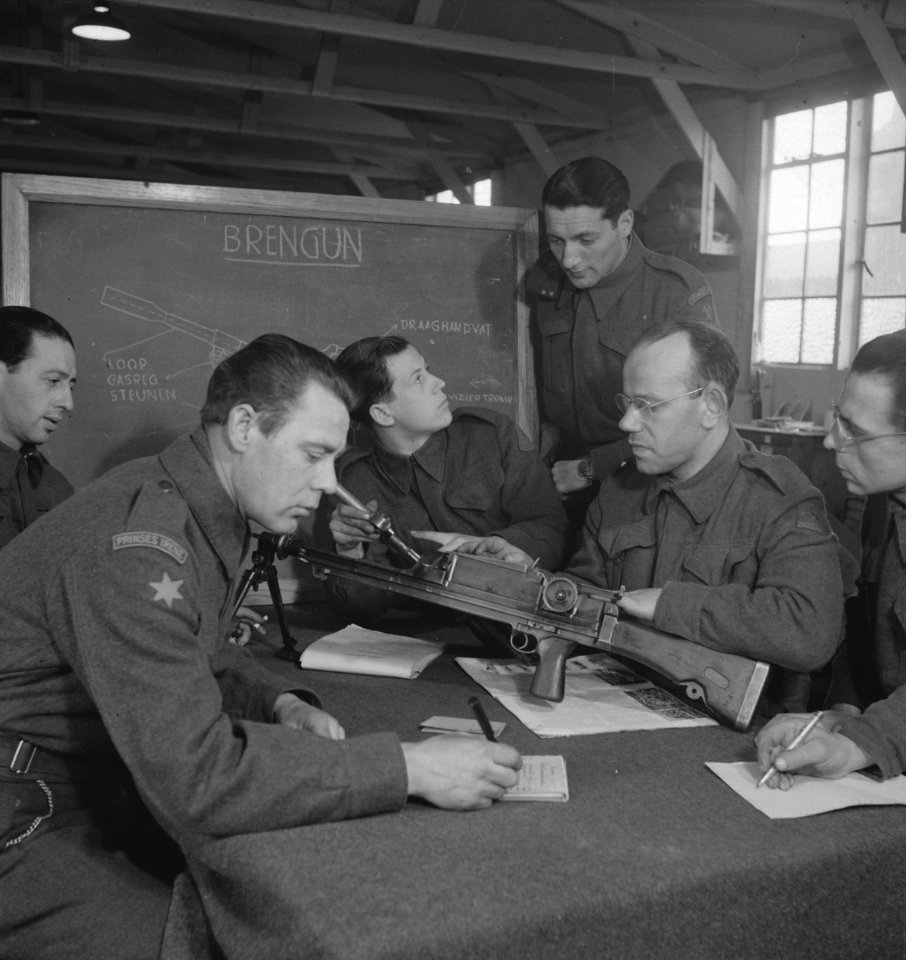 Army 643 B, Bestanddeelnr 934-9499