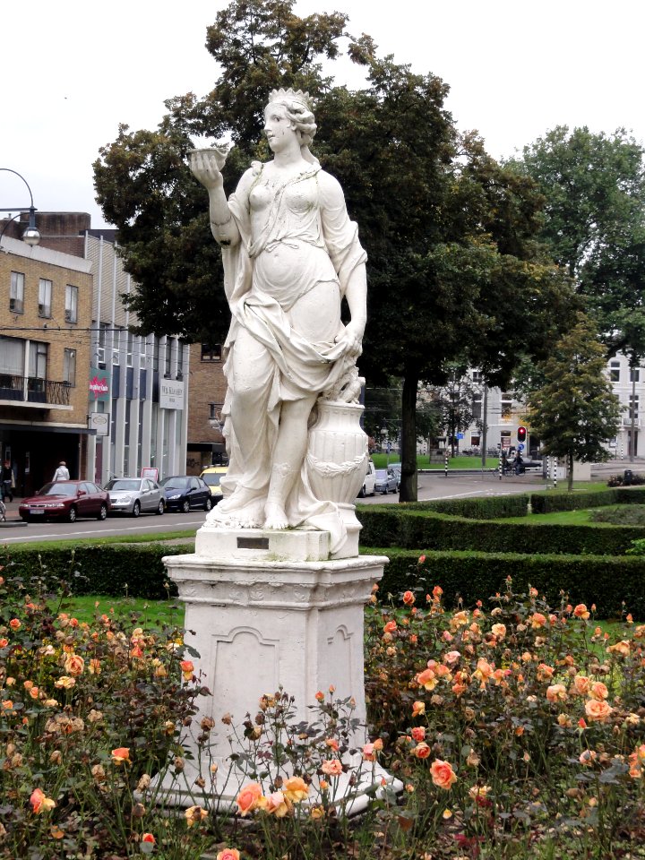 Arnhem Rijksmonument 516720 beeld Hestia thv Jansbuitensingel 10
