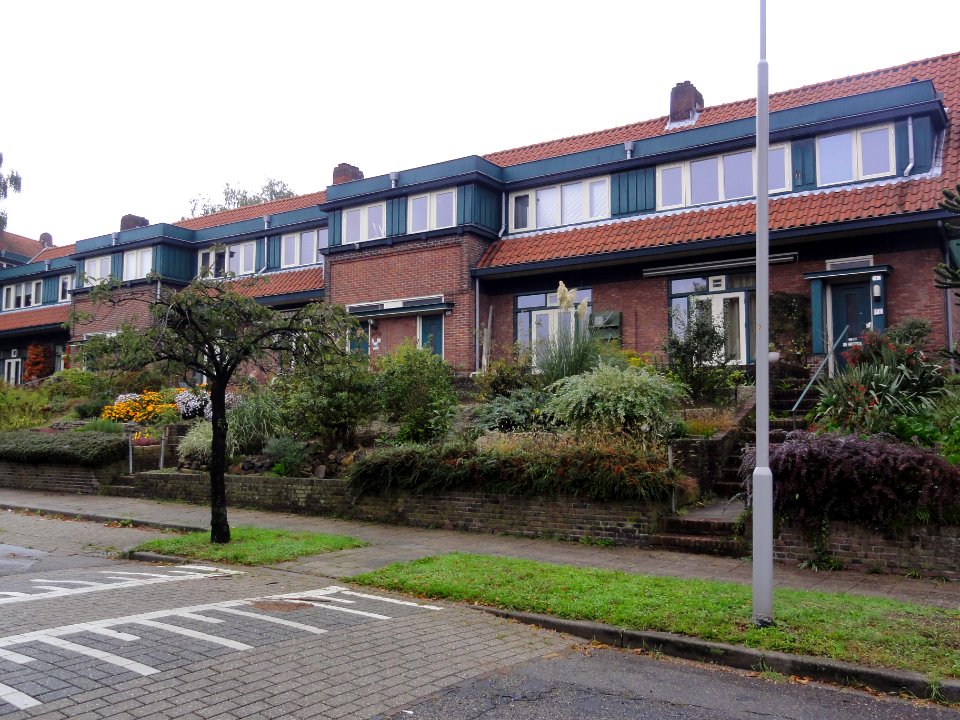 Arnhem Rijksmonument 516764 blok Goeman Borgesiusplein 6