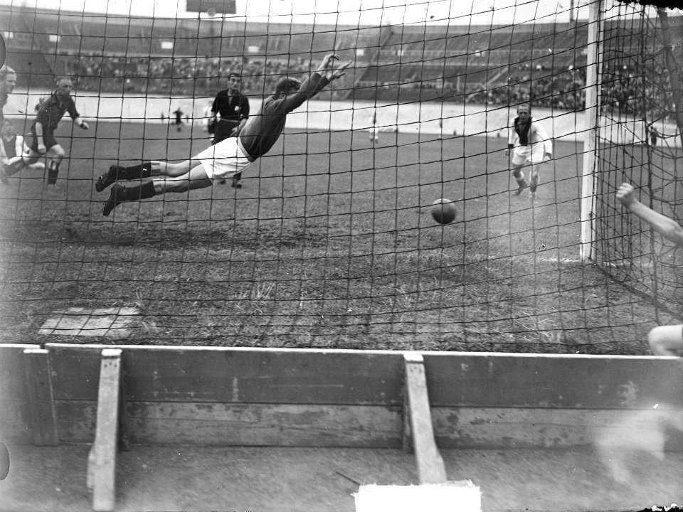 AROL-bekertoernooi. Ajax-HBS 3-1, Bestanddeelnr 903-5758