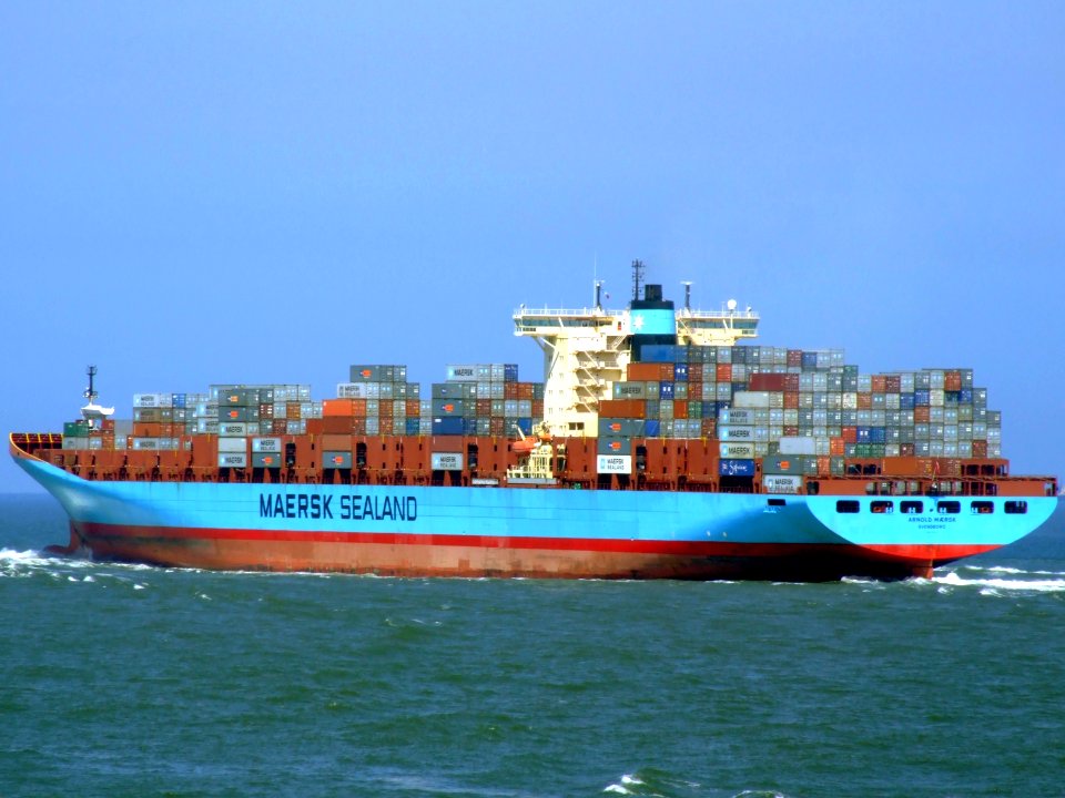 Arnold Maersk P6, leaving Port of Rotterdam, Holland 19-Jul-2007