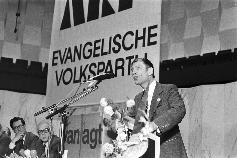 AR-partijraad in Doelen Rotterdam opdracht AR (partijraadsvergadering), Bestanddeelnr 929-1667