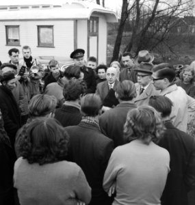 Arnhemse kantonrechter hield zitting in woonwagenkamp in Doesburg, Bestanddeelnr 912-1673