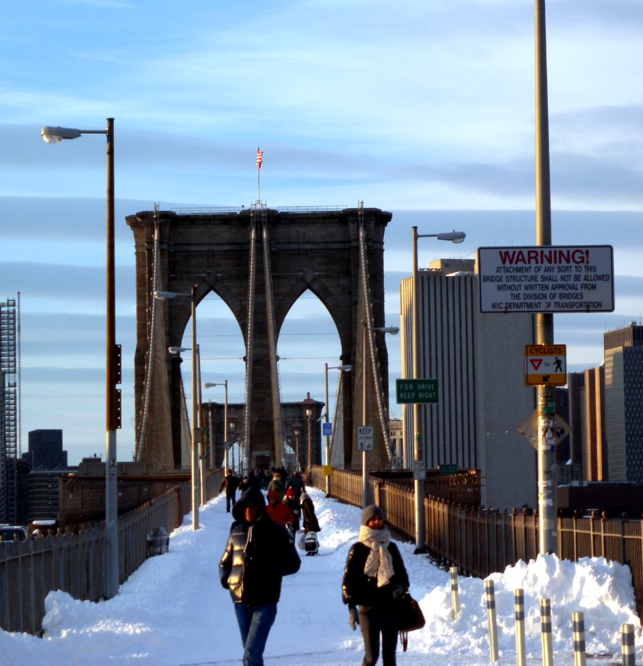 BB snowy walkway jeh