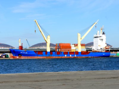 BBC Scotland - IMO 9266322 - Cargo Ship - Callsign ZDFF3, Vijfde Havendok, Port of Antwerp, pic2