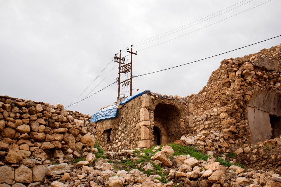 Around the Shrine of Nahum in alQosh 02