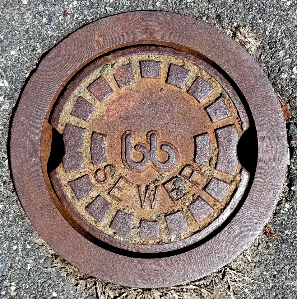 Bb Sewer - Arlington, MA - DSC03289
