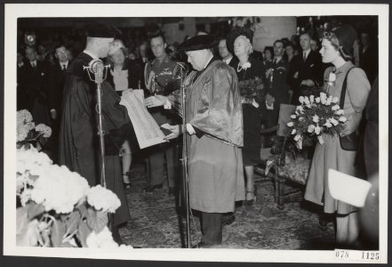 Bbezoek Winston Churchill en zijn gezin aan Nederland, een jaar na de bevrijding, Bestanddeelnr 078-1125