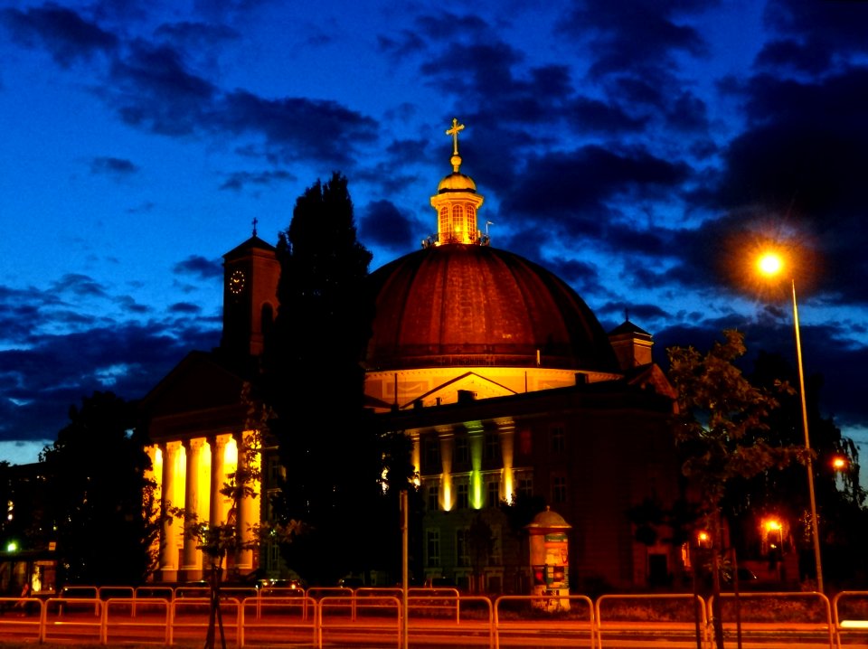 Bdg Bazylika noc 18 07-2013