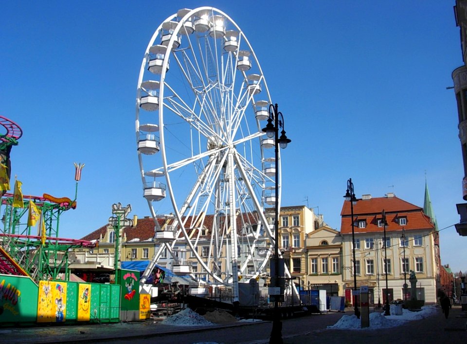 Bdg Europejski Festiwal Rozrywki na Starym Rynku 03-2013a