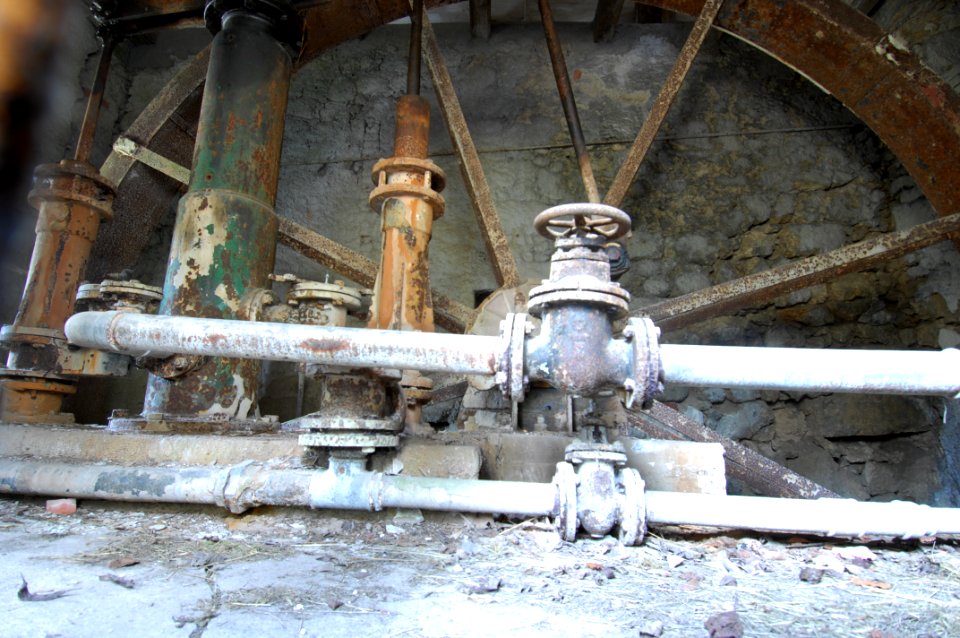 Bayvalleypumphausin032007c99