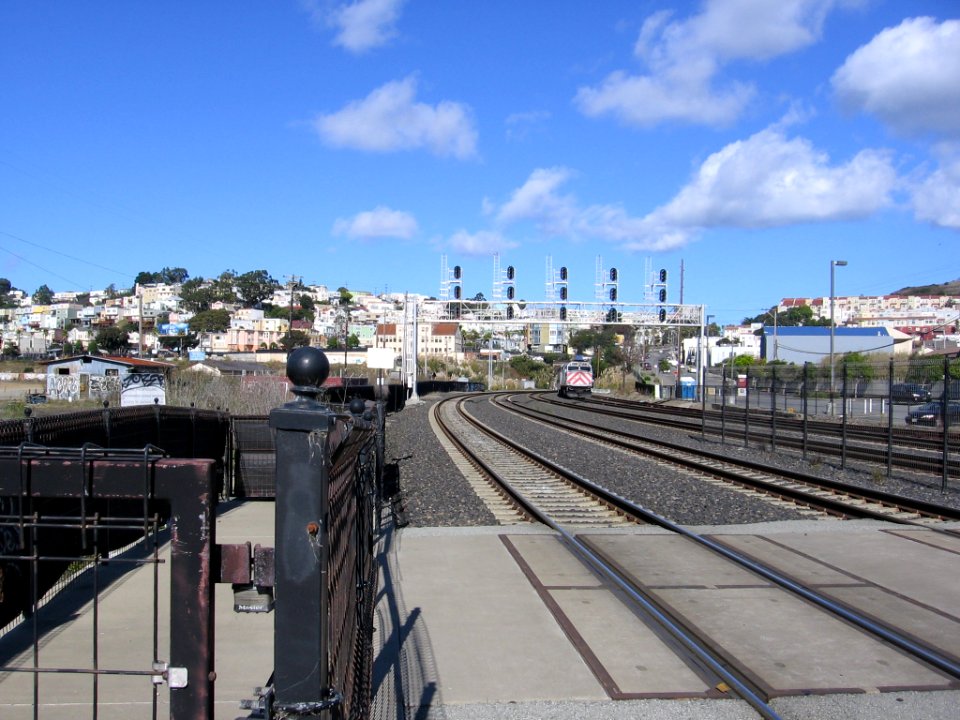 Bayshore Station 3233 21