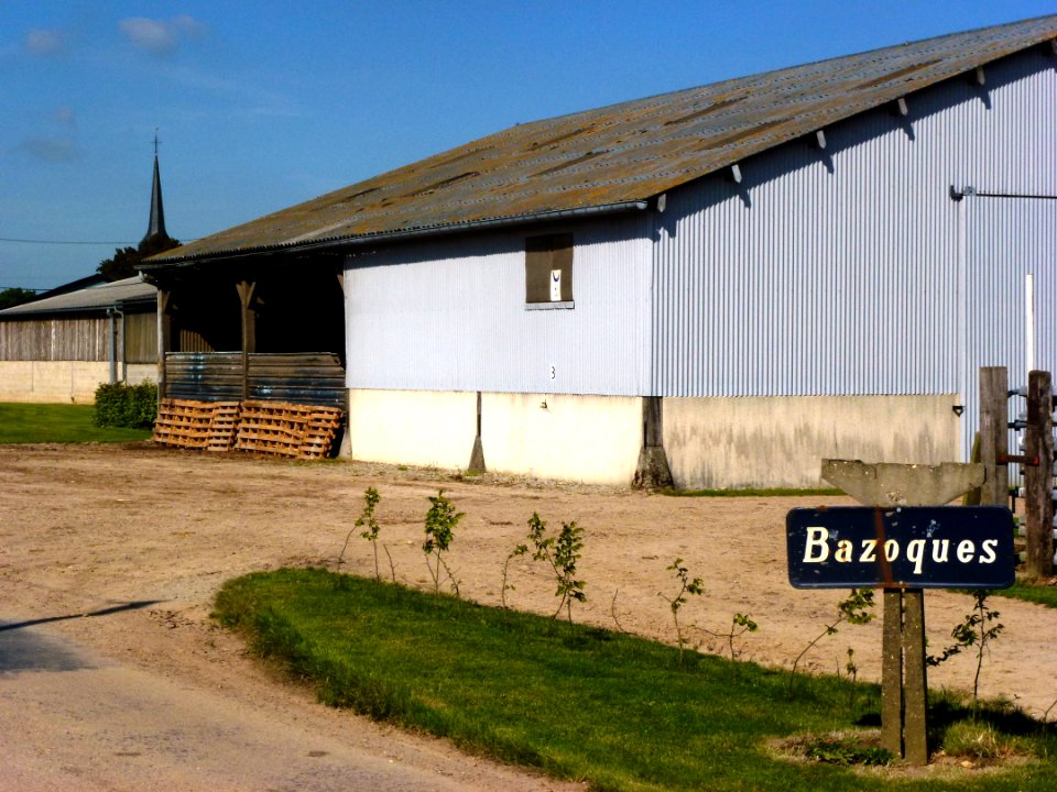 Bazoques (Eure, Fr) city limit sign