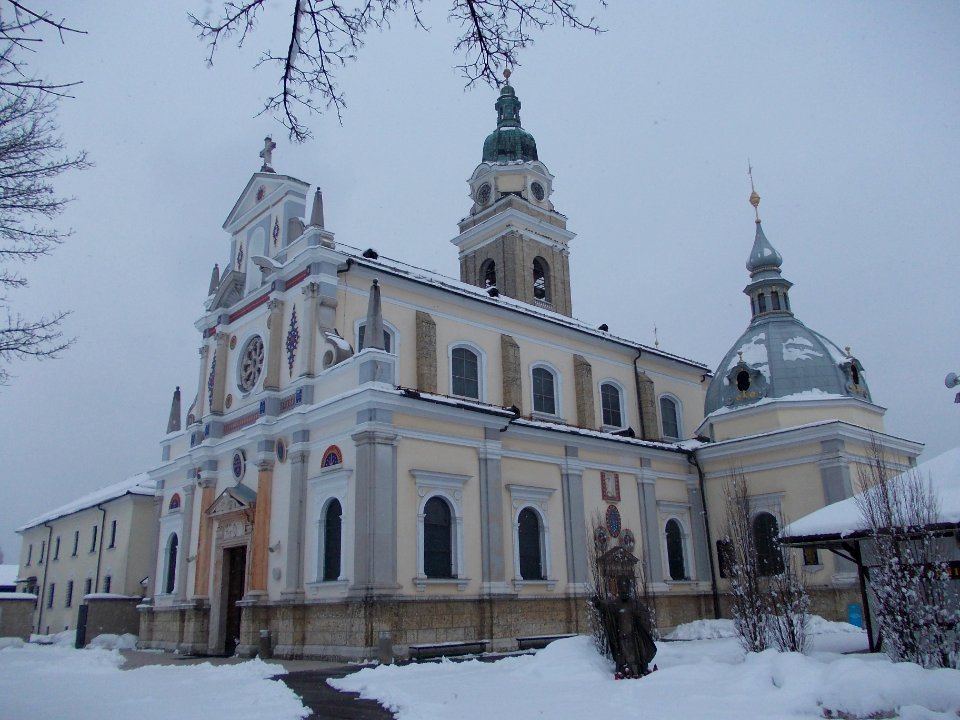 Bazilika Marije Pomagaj, Brezje 1