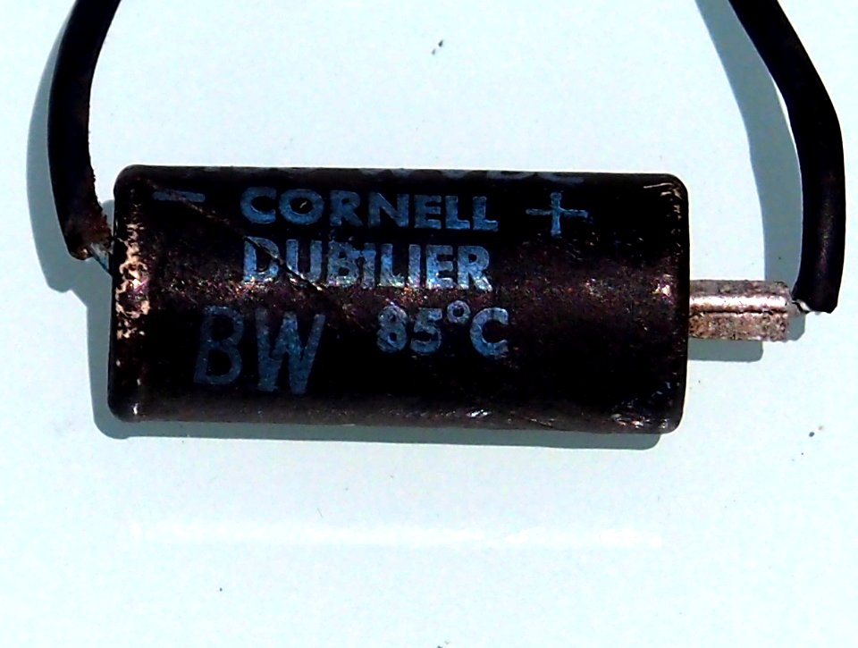 BBR 10-150, 10 MFD, 150 WVDC Cornell Dubilier 85C Capacitor, pic1