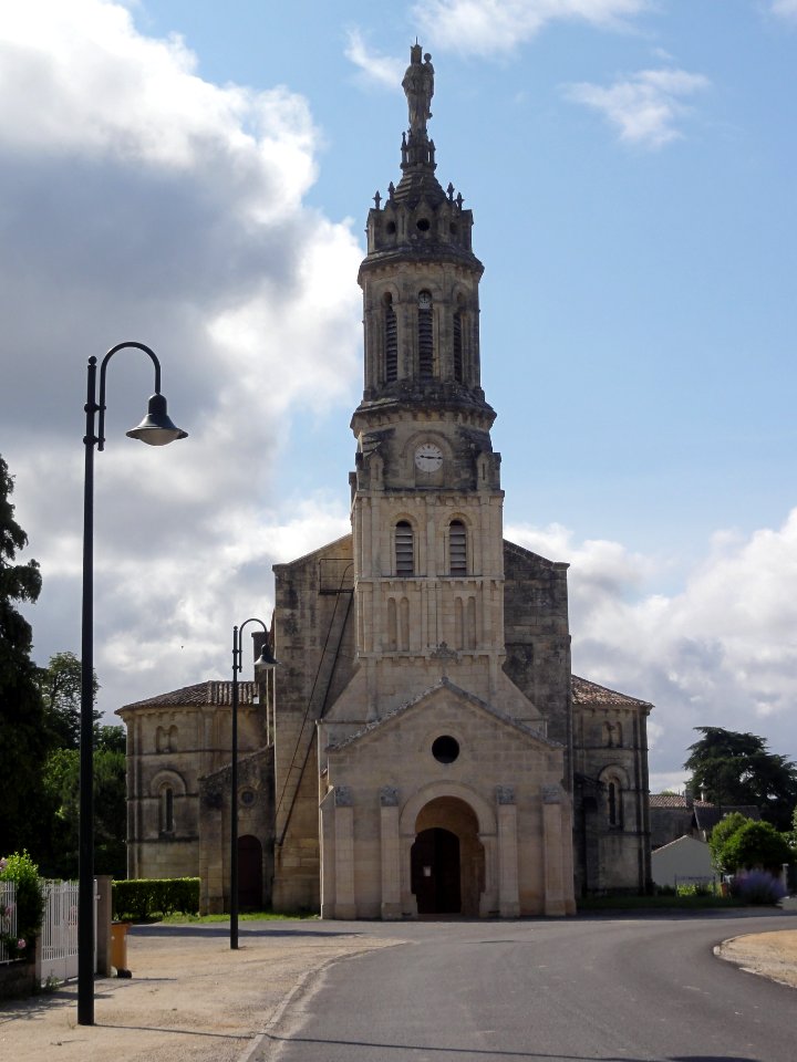 Bayon-sur-Gironde, Église Notre-Dame, façade