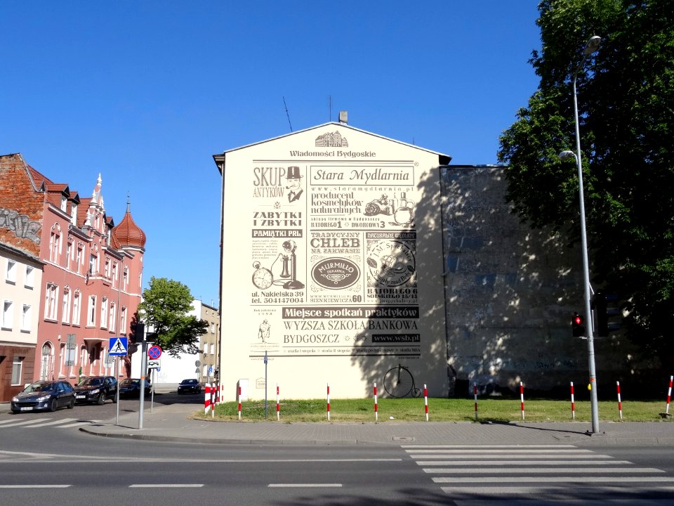 Bdg Garbary retro mural 3 6-2015