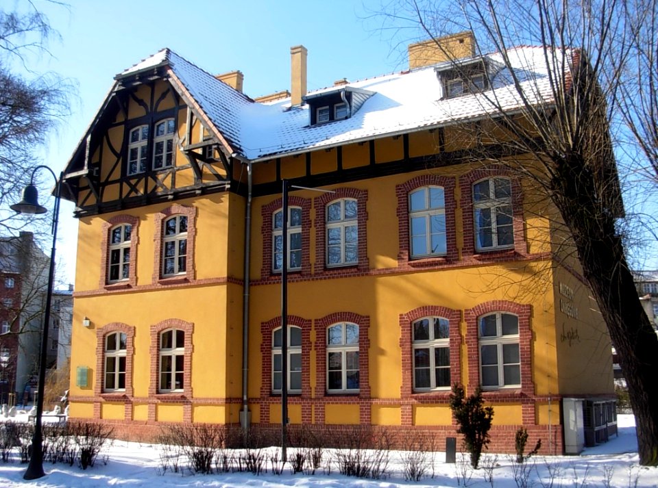 Bdg Dom Wyczółkowskiego 03-2013c